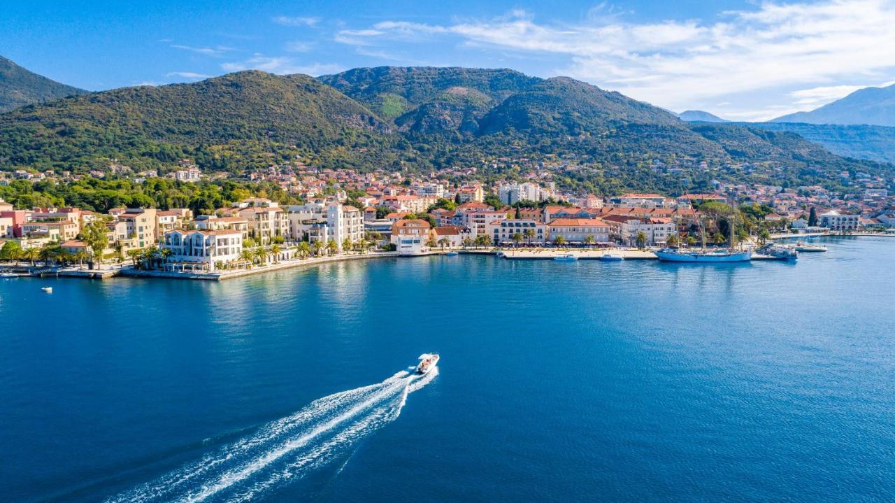 Boka Di Mare Lägenhet Tivat Exteriör bild