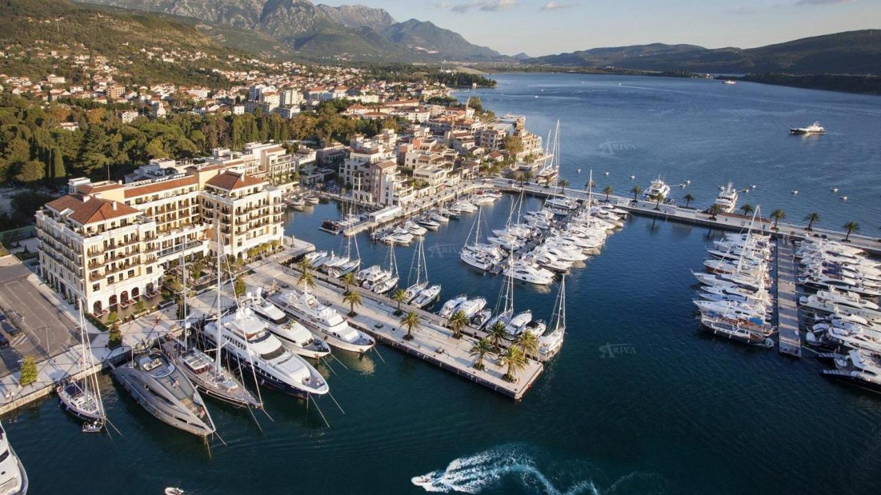 Boka Di Mare Lägenhet Tivat Exteriör bild
